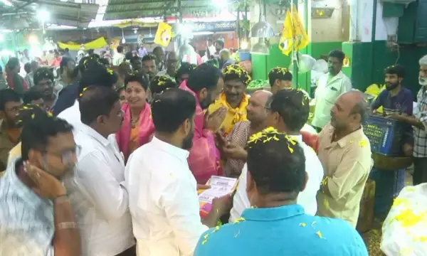 Nellore Civic Polls: Alliance Leaders Campaign at AC Subbareddy Vegetable Market