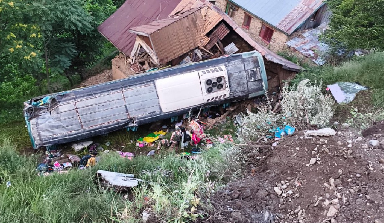 39 Amarnath Pilgrims Injured in Ganderbal Bus Crash