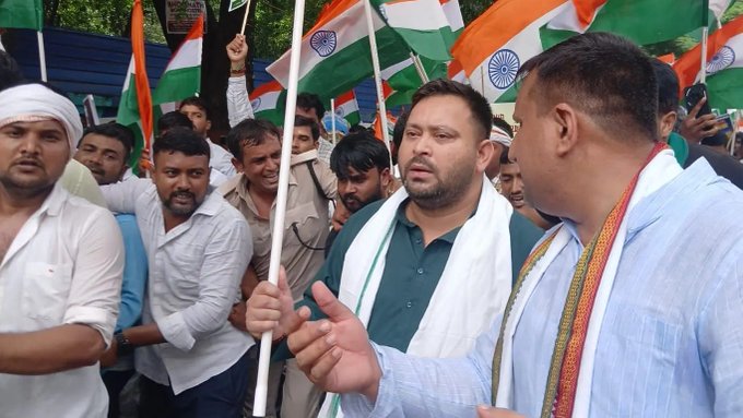 ఏకే-47 కాల్పులపై ఆర్జేడీ ఆందోళన