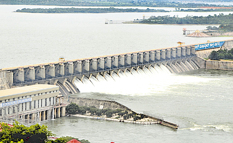 ఆల్మట్టికి 1.30 లక్షల క్యూసెక్కులు