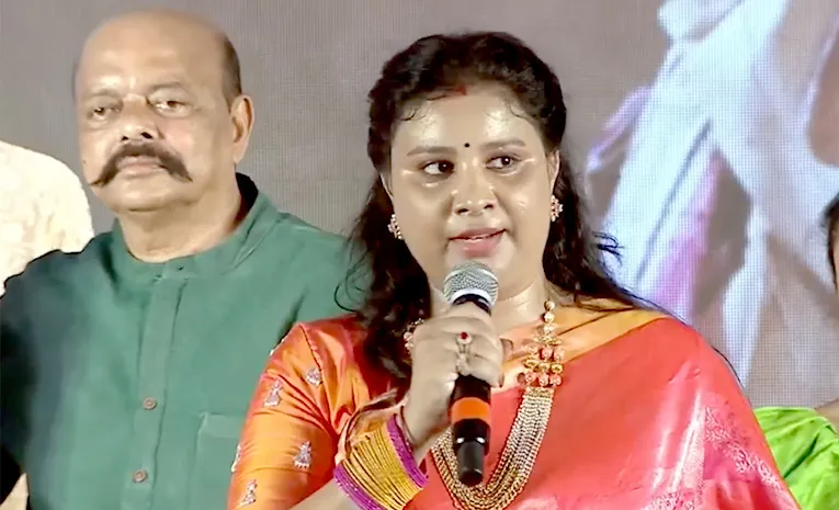 కాంగ్రెస్ టికెట్ ఇవ్వకపోతే ఇండిపెండెంట్గా పోటీ చేస్తా – సుష్మితా పటేల్