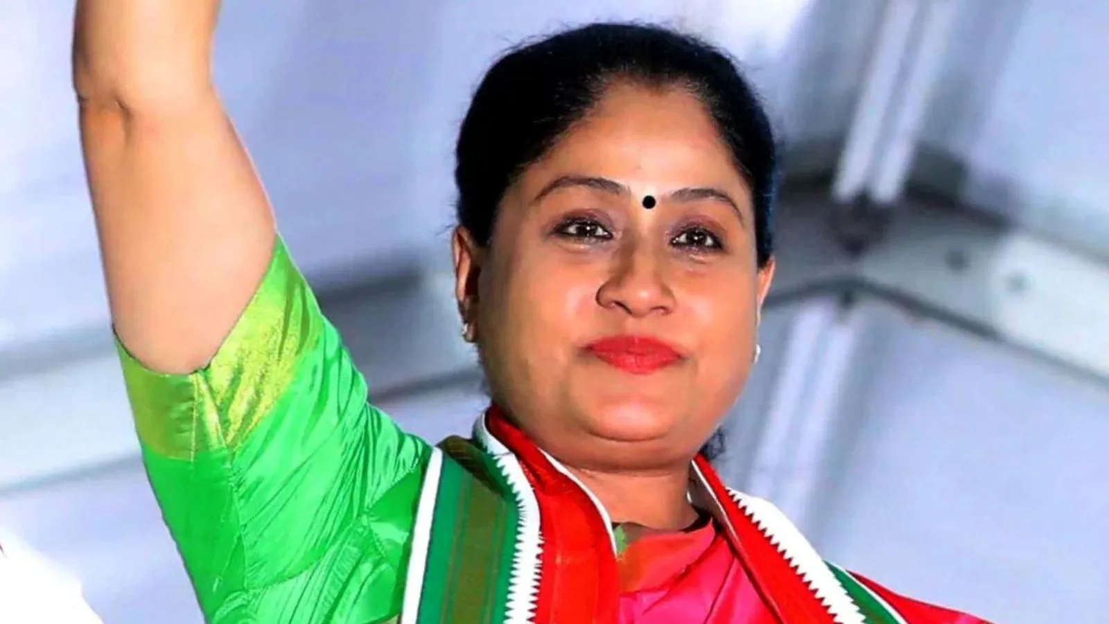 బోరబండ బోనాల్లో విజయశాంతి ఆసక్తికర వ్యాఖ్యలు