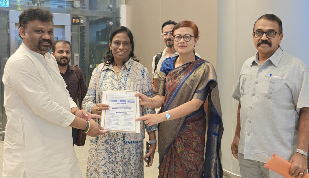 పిటి ఉషకు స్వాగతం పలికిన తెలంగాణ ప్రభుత్వం