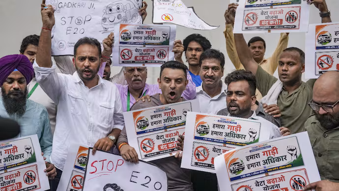 Transport Sector Protests Against E20 Fuel