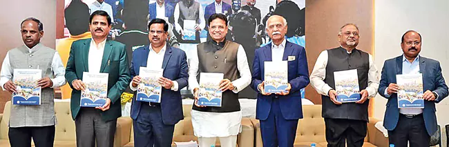 విద్యార్థులకు పరిశోధన ఆధారిత విద్య అందించాలి - శ్రీధర్బాబు