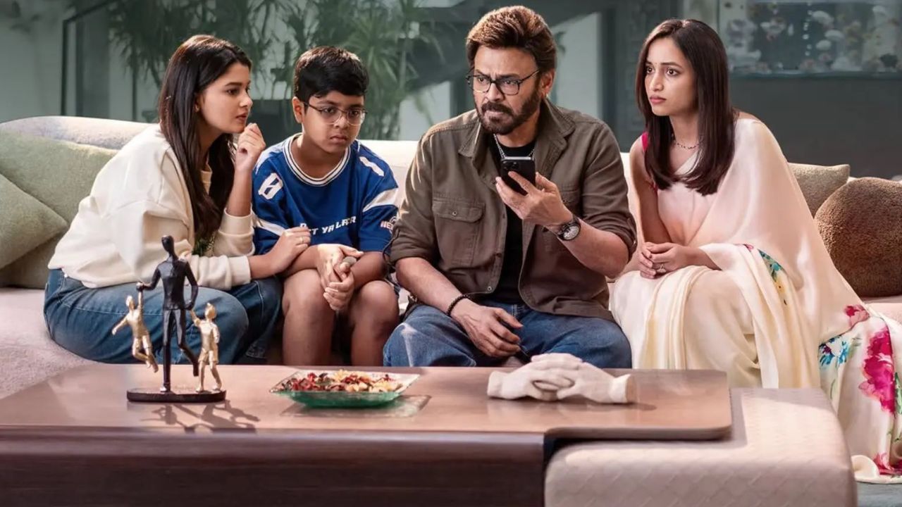 వెంకటేశ్–త్రివిక్రమ్ ‘ఆదర్శ కుటుంబం’పై ఎందుకింత సైలెన్స్? రిలీజ్కు ముందు బజ్ ఎక్కడ?