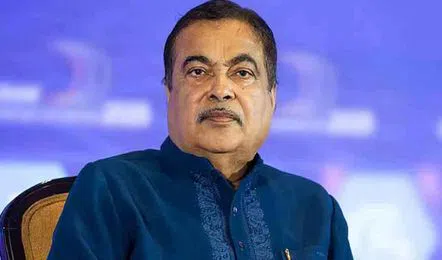 ఎక్స్‌ప్రెస్‌వేపై ట్రోలింగ్‌.. గడ్కరీ ఘాటు కౌంటర్‌!