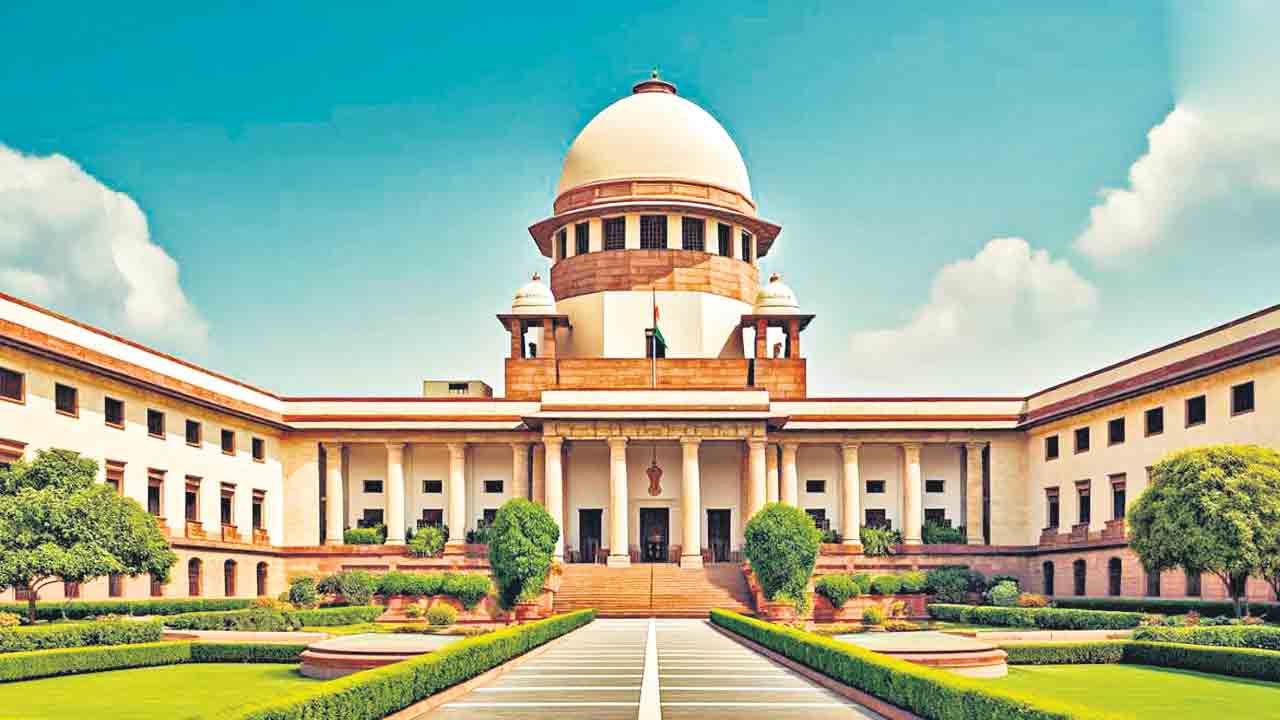సుప్రీంకోర్టులో తమిళనాడు కరూర్ బాధితులకు ఊరట