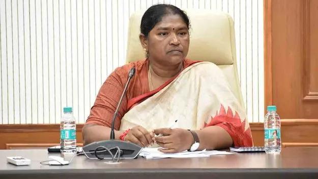 ఎల్‌నినో నేపథ్యంలో వీబీ-జీ రామ్ జీ పనులపై మంత్రి సీతక్క సమీక్ష