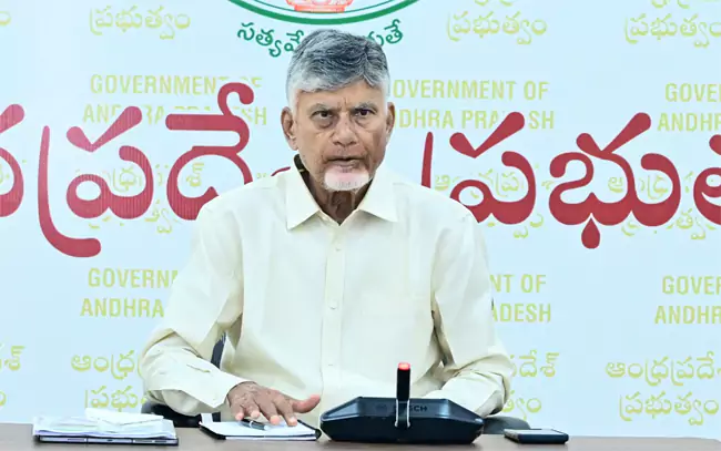 Chandrababu Directs Officials to Expedite Compensation for Cyclone Victims