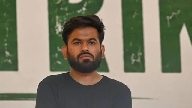 ఢిల్లీలో కాక్రోచ్ జనతా పార్టీ చీఫ్ అభిజీత్ దీప్కే అరెస్ట్...