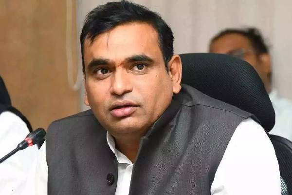 Congress Workers Should Take On BRS: MP Chamala Kiran