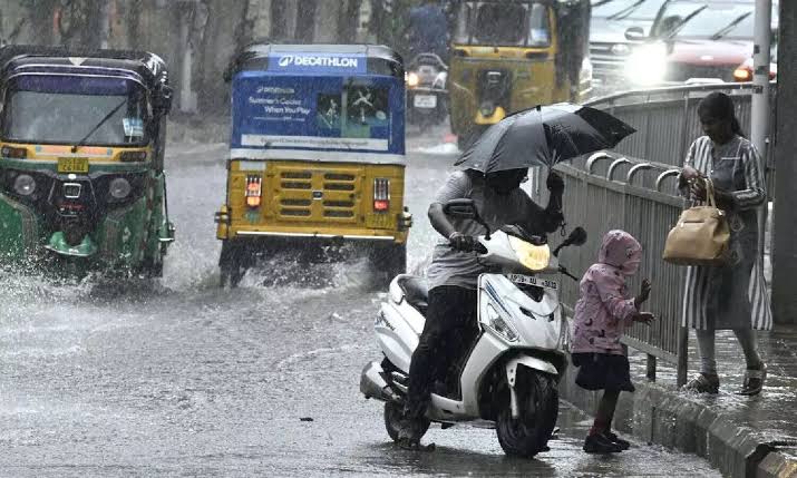 తెలంగాణలో పలు జిల్లాలకు ఎల్లో అలర్ట్