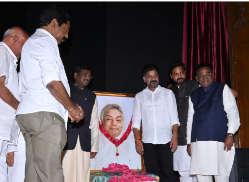 కాకా జయంతికి సీఎం రేవంత్ రెడ్డి ఘన నివాళులు