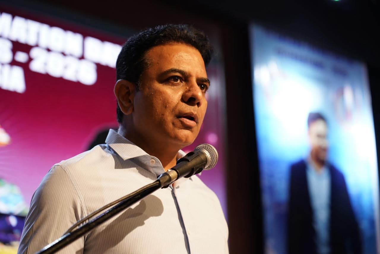 కేసీఆర్ వల్లే తెలంగాణ సాకారమైంది - కేటీఆర్