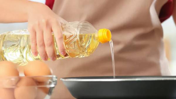 Doctors Warn Against Reusing Cooking Oil