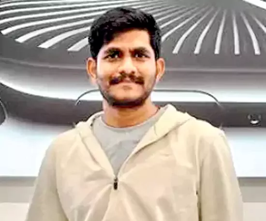 ట్రైనీ ఐపీఎస్ కేసులో మిస్సింగ్ ఫోన్ ట్విస్ట్