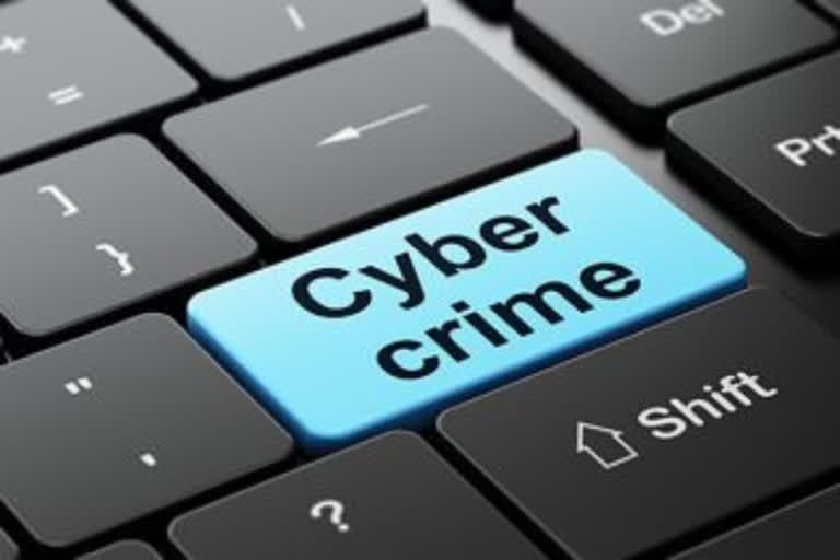 Dubai-based man booked for blackmailing woman in Vijayawada