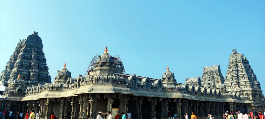 యాదగిరిగుట్టలో మూడు రోజుల వరుణ యాగం ప్రారంభం