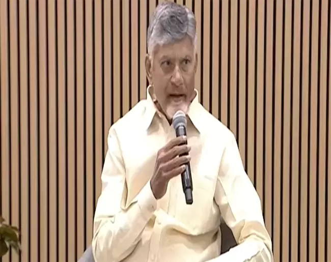 Chandrababu Naidu Issues Key Directives for Dasara Celebrations in Andhra Pradesh