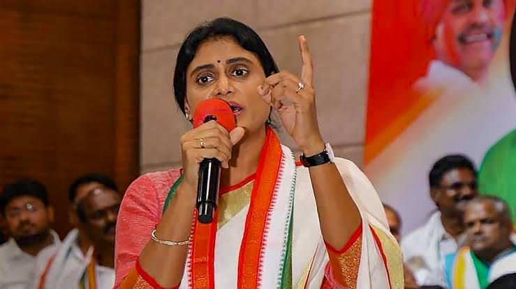 నేతన్నల సమస్యలపై ప్రభుత్వాలను నిలదీసిన షర్మిల