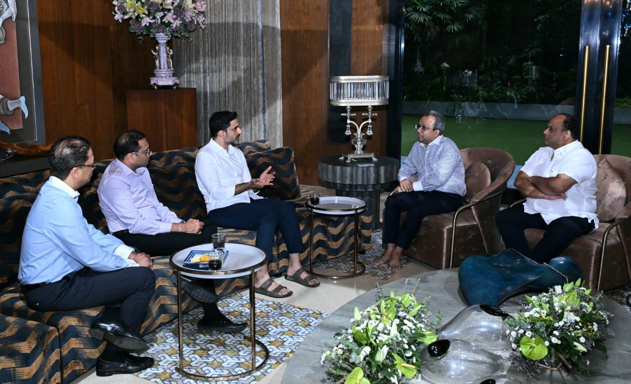 ఆంధ్రప్రదేశ్ పారిశ్రామికాభివృద్ధికి సహకరించండి : పారిశ్రామికవేత్తలతో మంత్రి నారా లోకేష్
