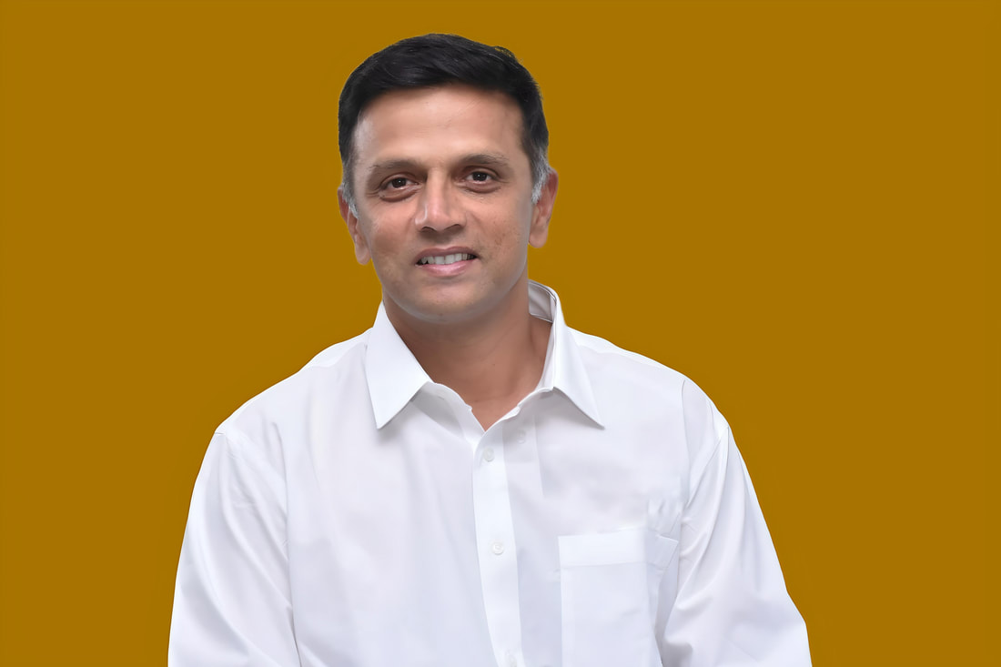 విమానంలో అభిమానికి ఆటోగ్రాఫ్.. రాహుల్ ద్రవిడ్ సింప్లిసిటీకి ఫిదా!