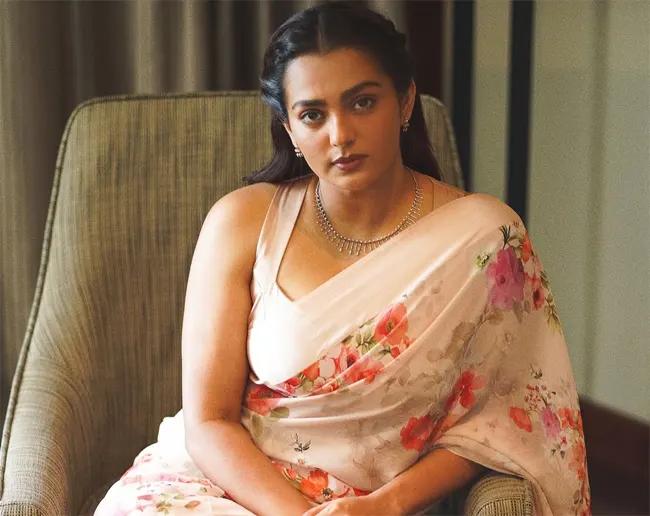 యాసపై ట్రోలింగ్.. కీలక వ్యాఖ్యలు చేసిన పార్వతి తిరువోతు