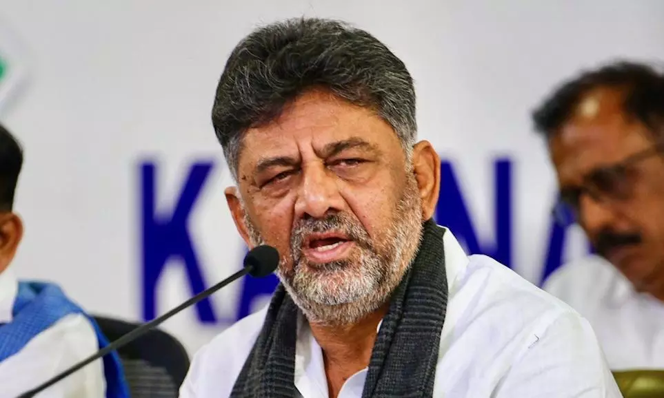 ప్రమాణ స్వీకారానికి మత గురువులకు ప్రత్యేక ఆహ్వానం