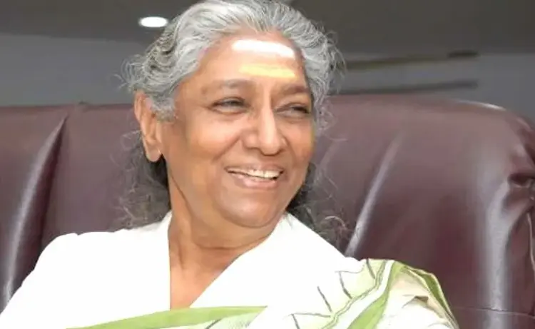 గాన కోకిల ఎస్. జానకి మృతితో దేశవ్యాప్తంగా విషాదం.. నివాళులర్పించిన రాష్ట్రపతి, ఉపరాష్ట్రపతి, సీఎంలు, సినీ ప్రముఖులు
