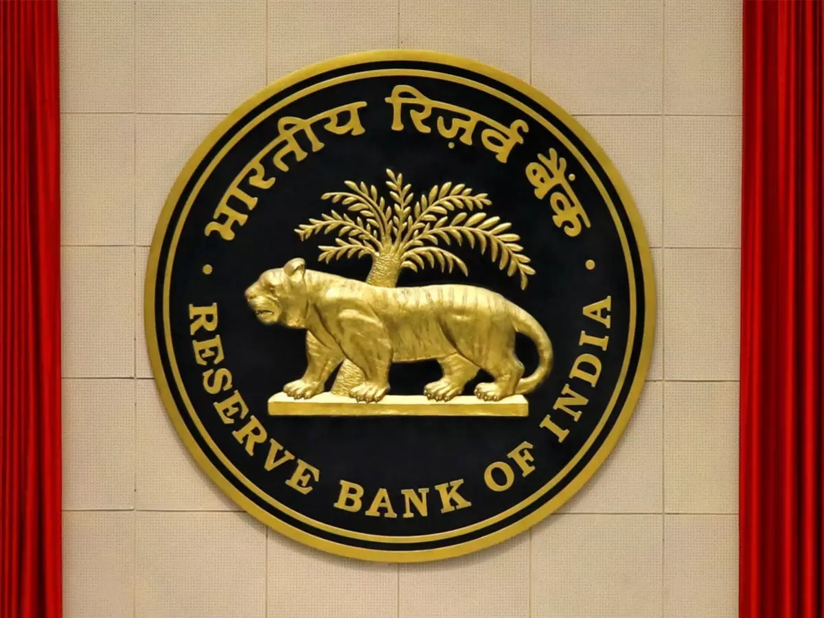 Fake RBI Refund Letter Goes Viral, PIB Issues Warning