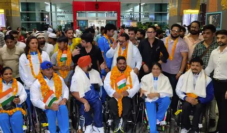 కామన్వెల్త్ విజేతలకు ఢిల్లీలో ఘన స్వాగతం