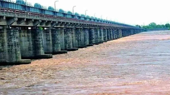 ధవళేశ్వరం బ్యారేజీ ఆధునికీకరణకు శ్రీకారం
