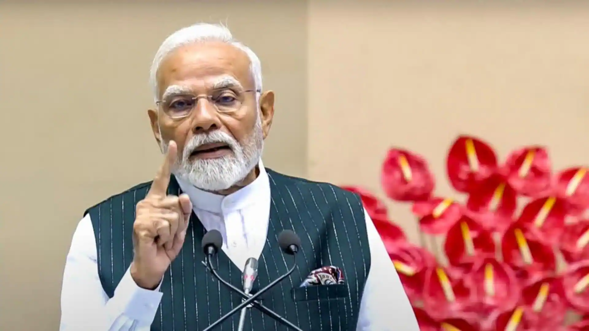 ప్రజలే పరిపాలనకు కేంద్రబిందువు కావాలి - ప్రధాని మోదీ