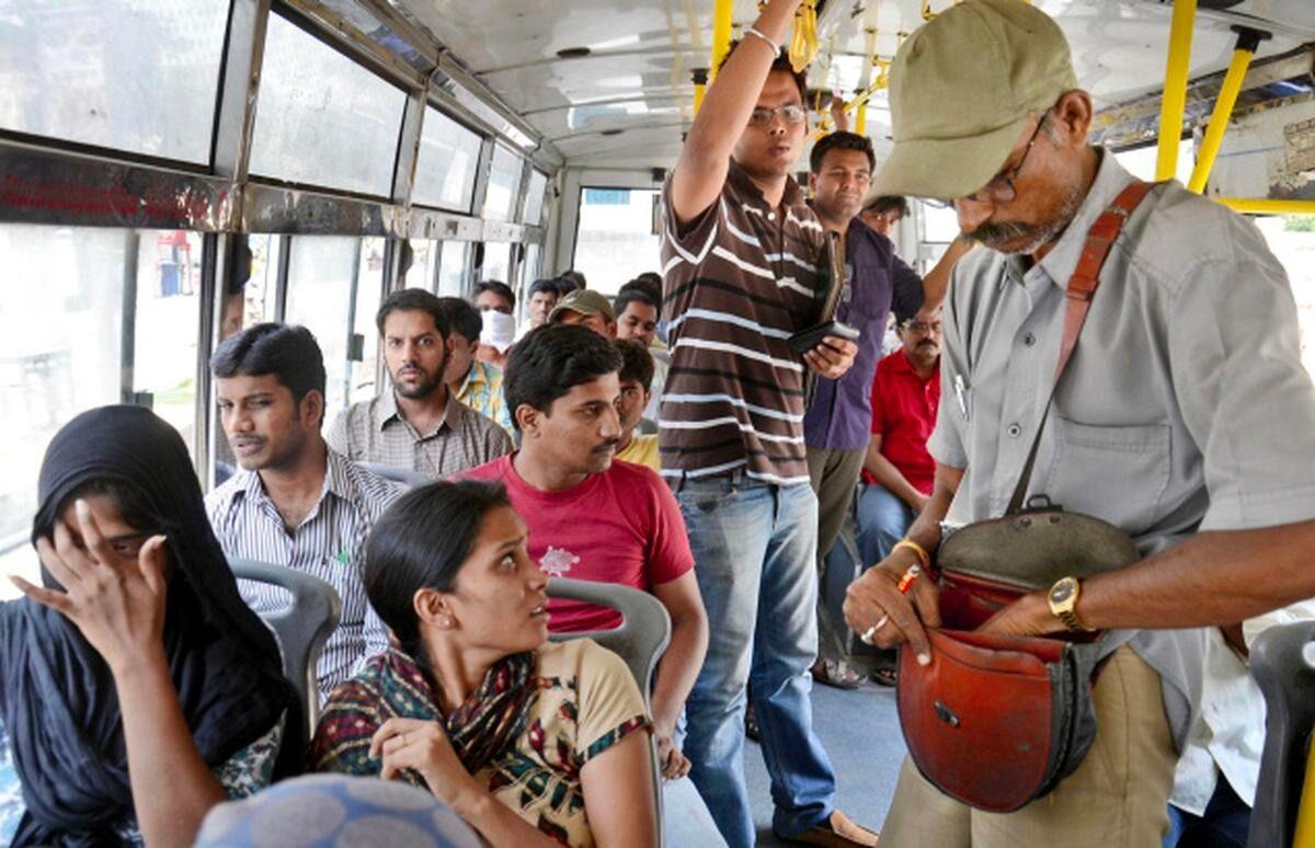 Telangana RTC Gets Green Signal to Recruit 1,500 Conductors