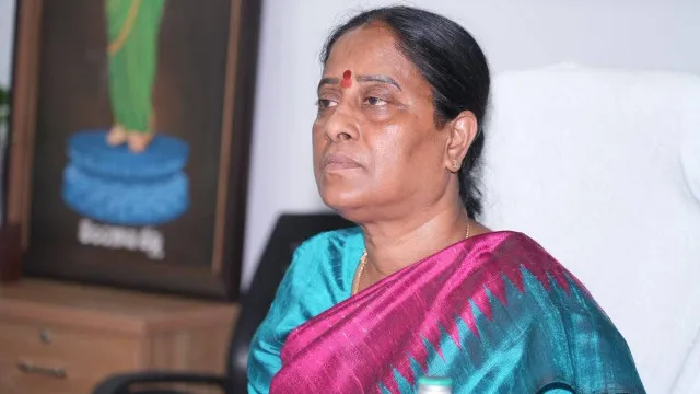 కొండా అనుచరులపై ఈగ వాలినా ఊరుకోం: ఎమ్మెల్యే కొండా సురేఖ