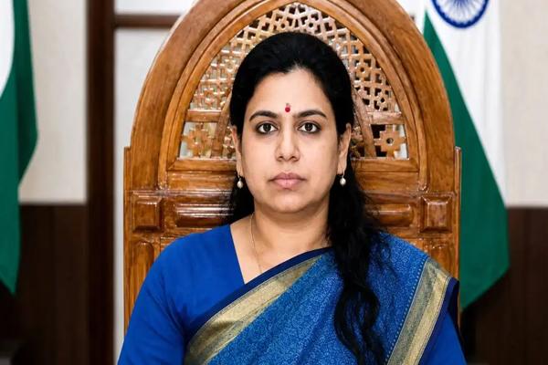 మాజీ ఐఏఎస్‌ దివ్యా మిట్టల్‌ కొత్త రాజకీయ పార్టీ