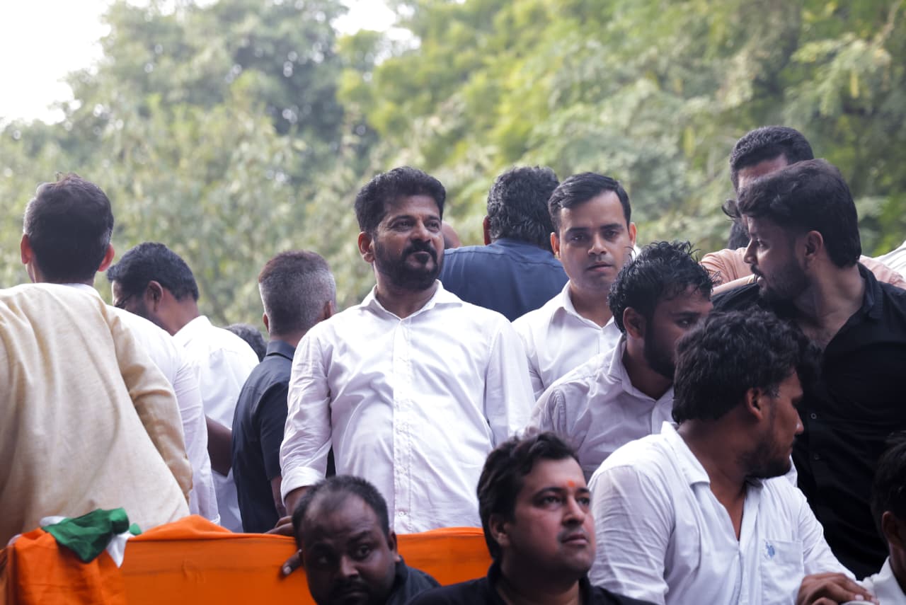 ఎస్‌ఐఆర్‌తో ఓట్ల తొలగింపునకు కుట్ర జరుగుతోంది: సీఎం రేవంత్‌రెడ్డి