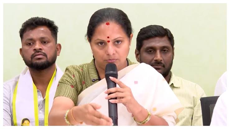 హరీశ్రావుకు రేవంత్తోనే కాదు.. బీజేపీ నేతలతోనూ దోస్తానా: కవిత ఆరోపణలు