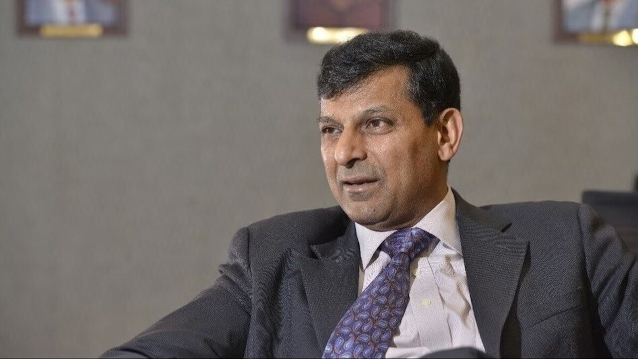 Encouraging startups more will bring greater benefits – Former RBI Governor Raghuram Rajan