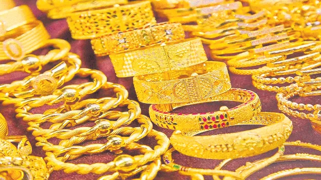 Gold Demand Declines Amid Rising Prices and Tax Burden