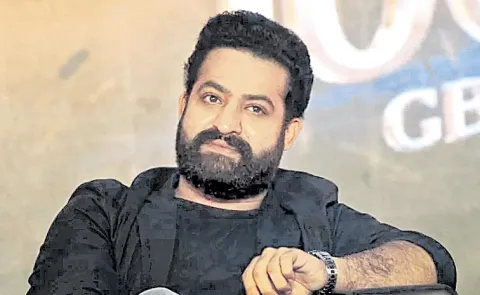 తారక్ అభిమానుల్లో పెరుగుతున్న ఆందోళన
