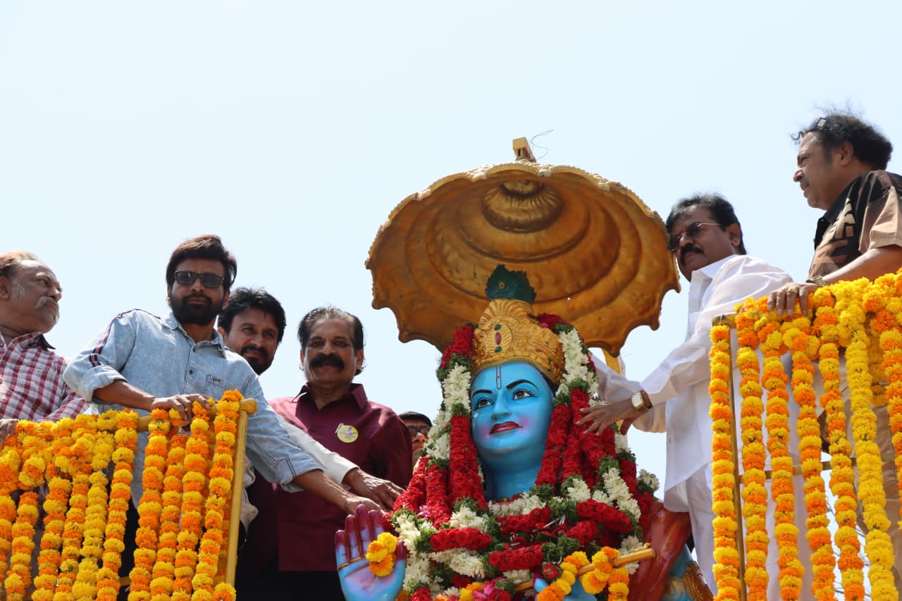 ఫిలింనగర్లో వైభవంగా ఎన్టీఆర్ జయంతి వేడుకలు