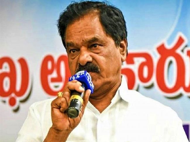 తాడిపత్రిలో ఉద్రిక్తత.. వైసీపీ నేత కేశవరెడ్డిపై హత్యాయత్నం!