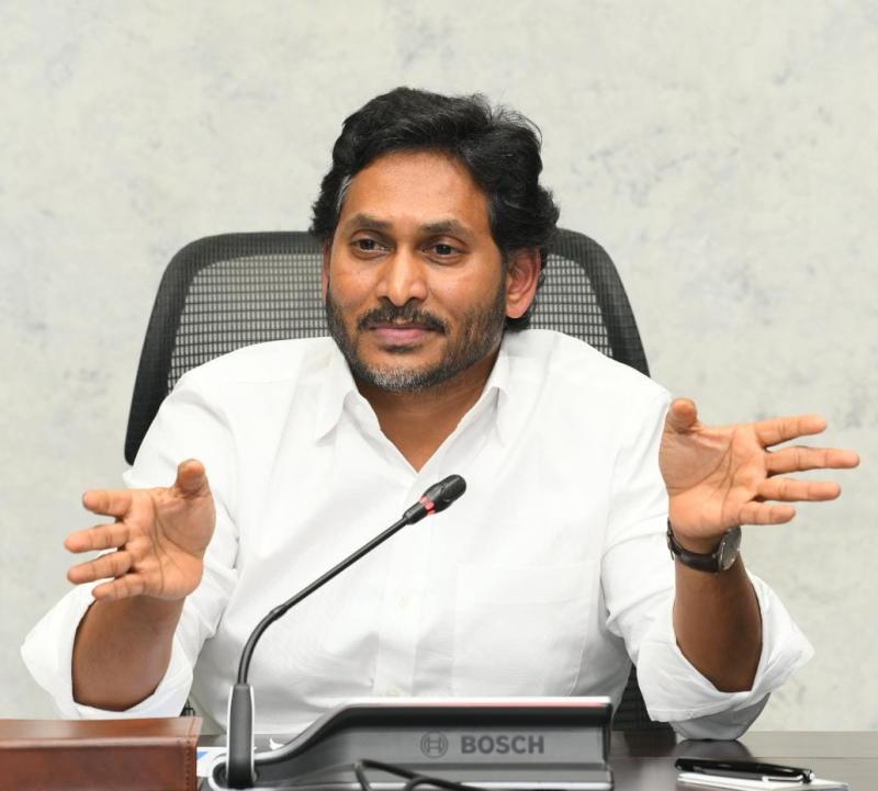 భోగాపురం ఎయిర్పోర్టుపై క్రెడిట్ రాజకీయాలు చేస్తున్నారని జగన్ ఆరోపణ