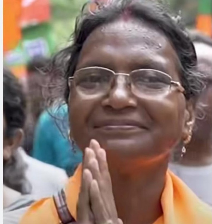 ‘ఆర్జీకర్‌’ ఘటన మృతురాలి తల్లి విజయం...