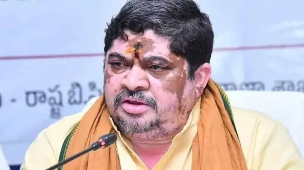 RTC–Metro Common Pass Fares to Be Reviewed to Make Them More Affordable: Minister Ponnam Prabhakar