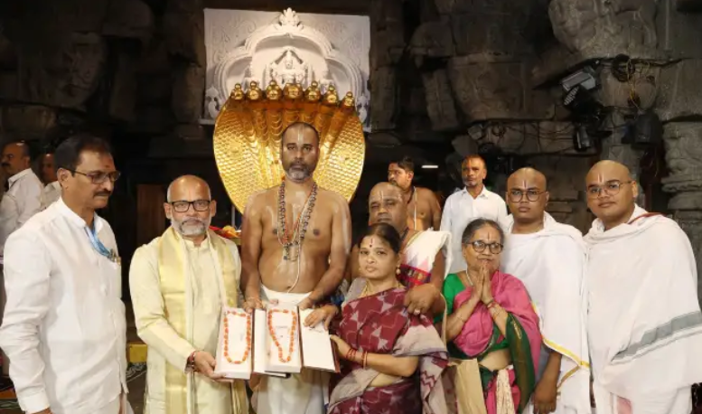 Devotee Offers Gold Coral Necklaces Worth Rs 25 Lakh to Tirumala Lord Venkateswara