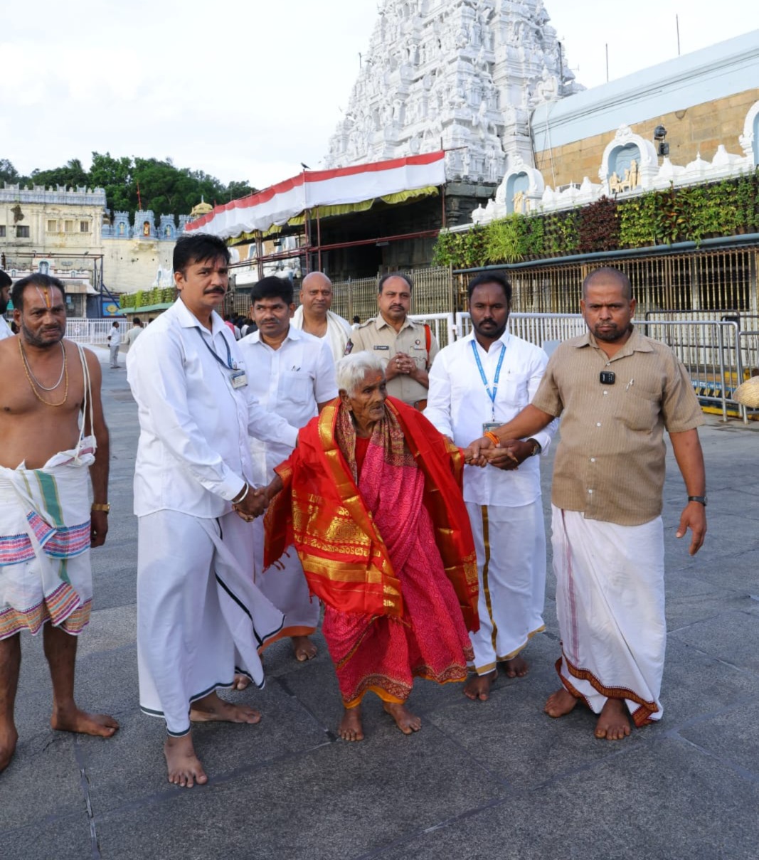 116-Year-Old Devotee Gets Special Darshan