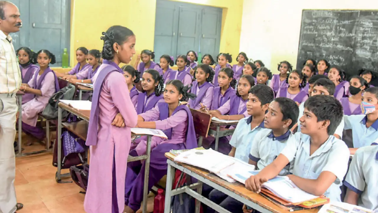 ఏపీ ప్రభుత్వ పాఠశాలలపై నివేదికలో కీలక వివరాలు